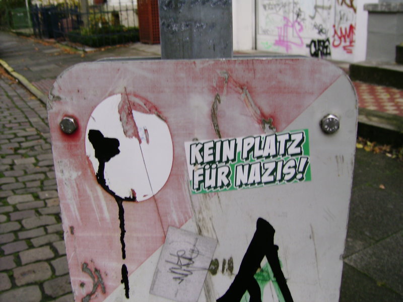 Viertel - Theodor-Koerner-Str - Kein Platz Fuer Nazis1